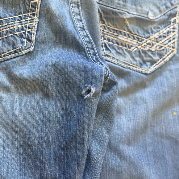 BKE Bootcut Tyler Jeans for Men in Classic Denim - Picture 9 of 10